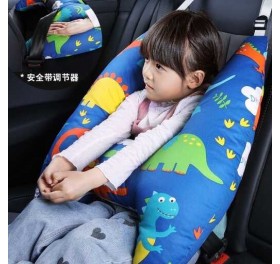 đai an toàn xe hơi cho bé kiêm gối ngủ
