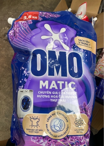 Nước giặt OMO MATIC cửa trước 3,6kg