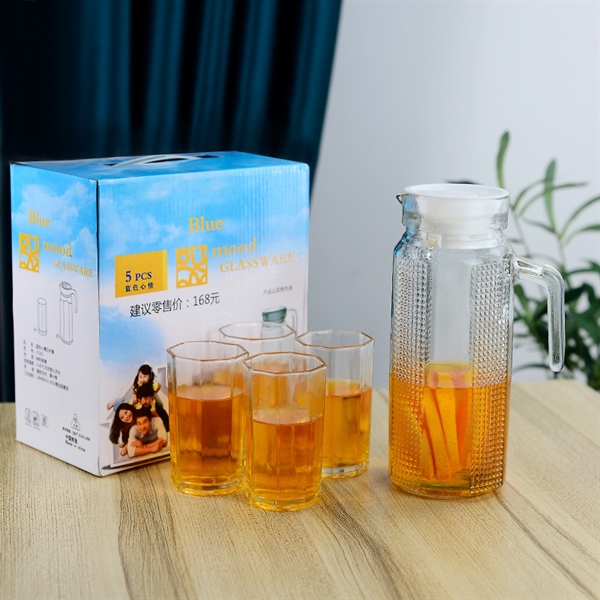 Bộ bình nước thuỷ tinh kèm 4 ly cao có hộp