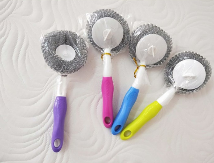 Cây chà nồi có cán cầm dài