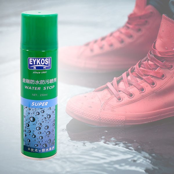 chai xịt giày chống thấm eykosi