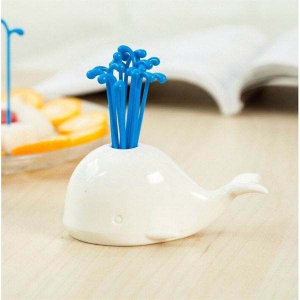 nỉa ăn mứt cá heo