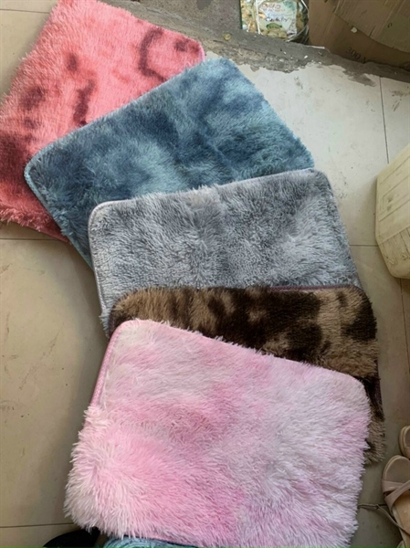 Thảm lông 40x60cm mẫu mới