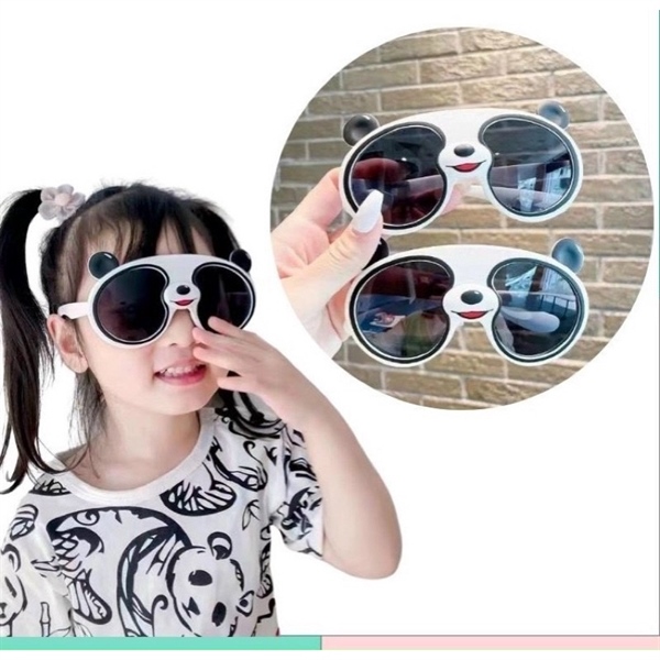 kính mát gấu panda siêu kute