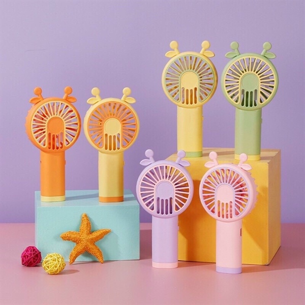 Quạt cầm tay 5 cánh cute mẫu mới 2024