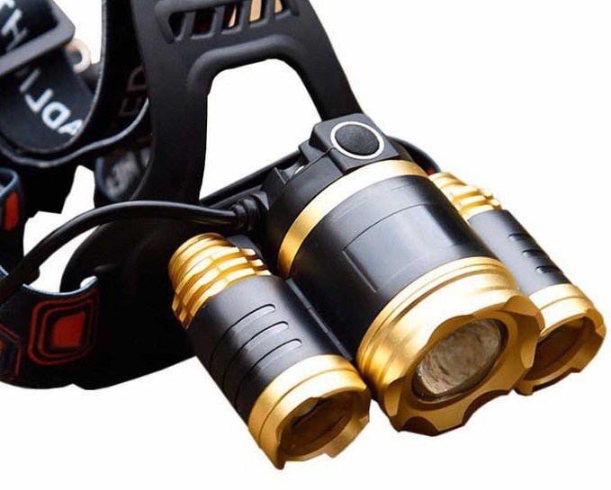 Đèn đội đầu 3 bóng vàng dùng chip T6 led xa 100m