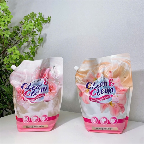 túi nước giặt hương hoa CLEAN AND CLEAN dung tích 3L2 lưu hương 24h
