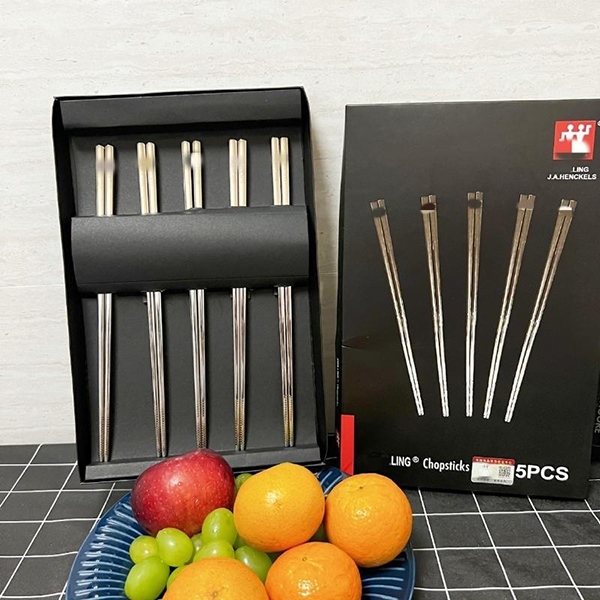 hộp 5 đôi đũa inox đức Zwilling cao cấp