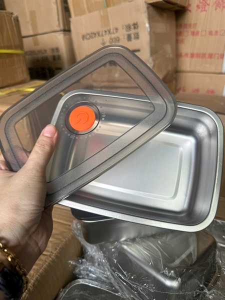 Khay inox 2200ml có nắp hít