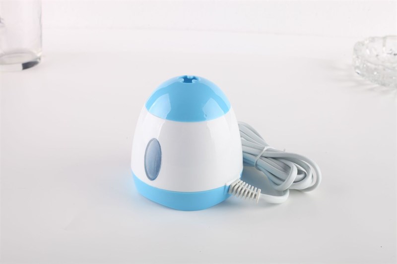 Đèn đuổi muỗi xài tinh dầu