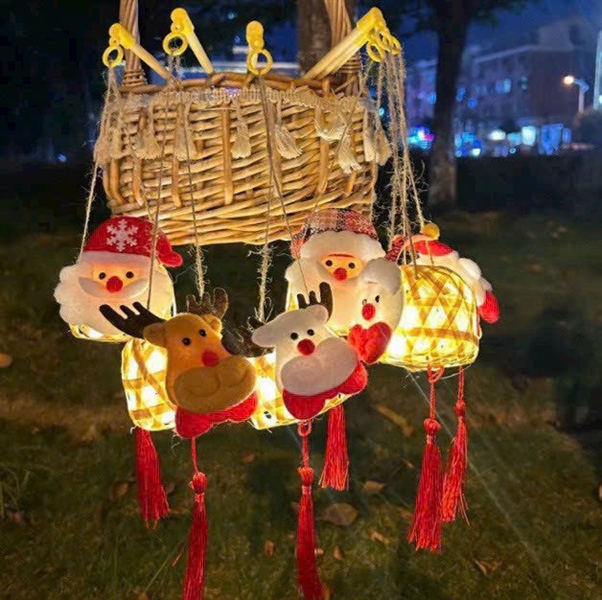 Đèn lồng Noel bằng tre mini có đèn LED phát sáng