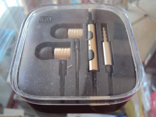 tai nghe mi hộp meka