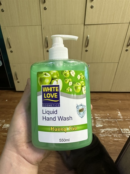 Nước rửa tay White Love chai 550ml mẫu mới