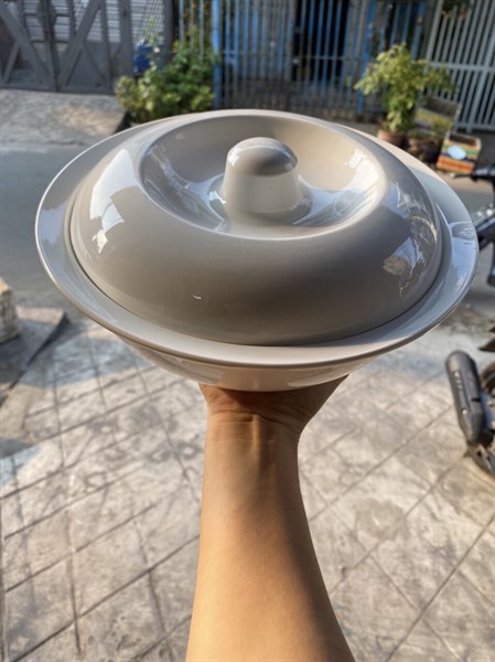 Thố sứ trắng trơn có nắp đậy loại lớn 23cm