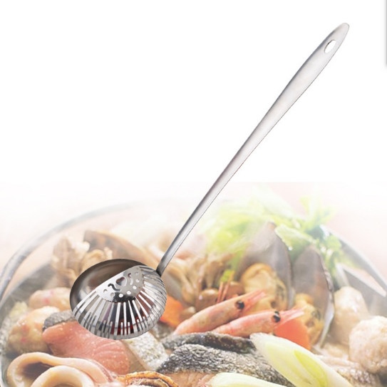 vá múc canh kèm lưới lọc 2 in 1 tiện lợi