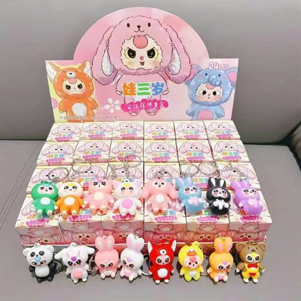 hộp 24 móc khoá hot trend cho bé