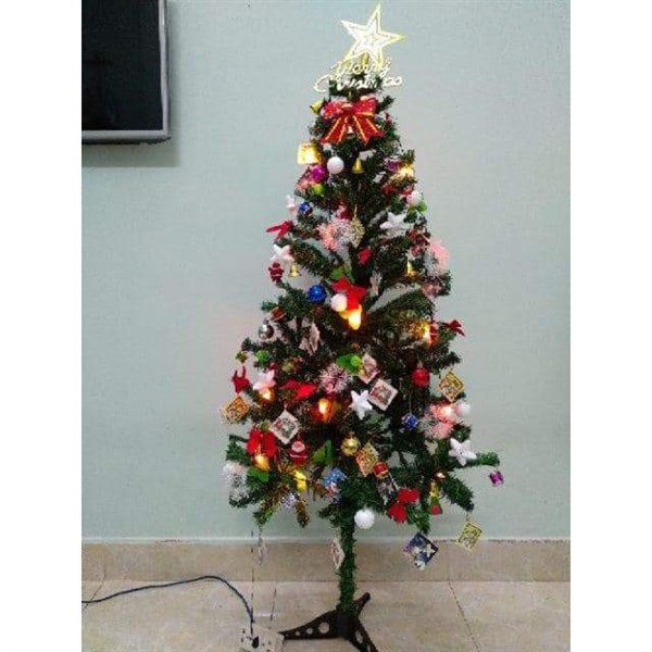Cây thông Noel 150cm full phụ kiện