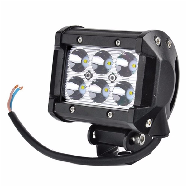 ĐÈN TRỢ SÁNG 6 LED C6