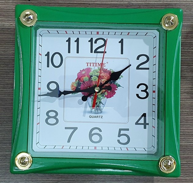 đồng hồ trang trí hình vuông