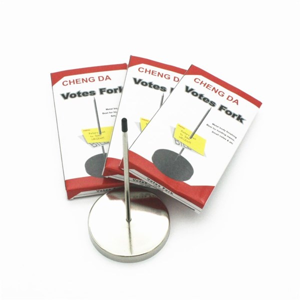 dụng cụ ghim giấy an toàn