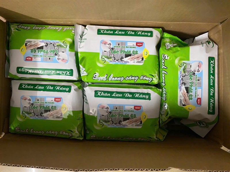 thùng 10 gói khăn lau đa năng