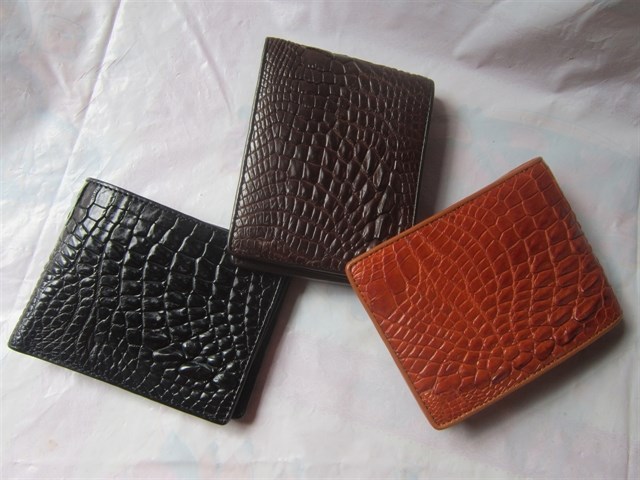 Bóp nam cá sấu rẻ ko logo