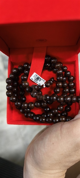 dây chuỗi trầm hương 108 hạt tròn cao cấp, hộp sang