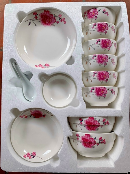 bộ tô chén dĩa sứ hoa văn 17 món cao cấp