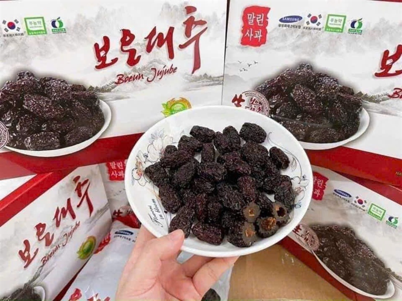 táo đen Hàn hộp 1kg