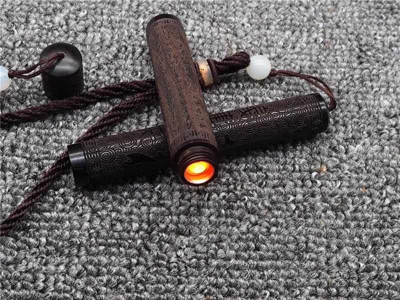 Hộp quẹt cảm ứng thổi phong cách kiếm hiệp