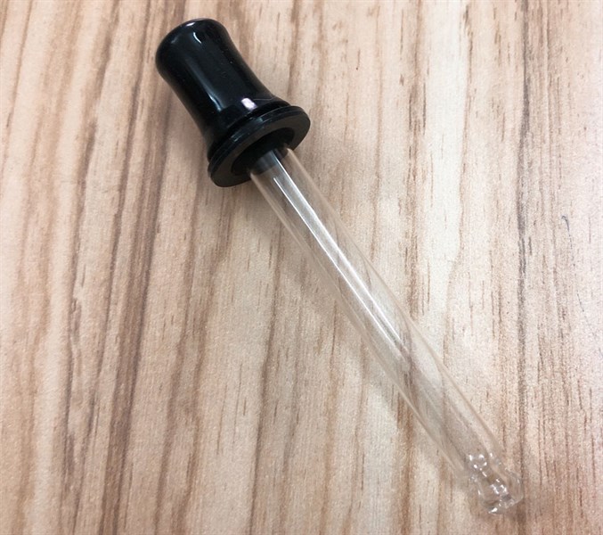 ống bơm đong thuốc cho bé