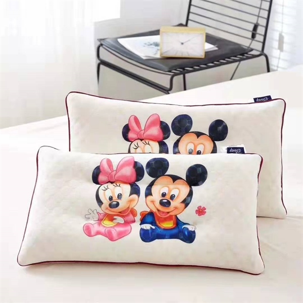 Gối cao su hoạt hình cho bé Disnep 30x50cm