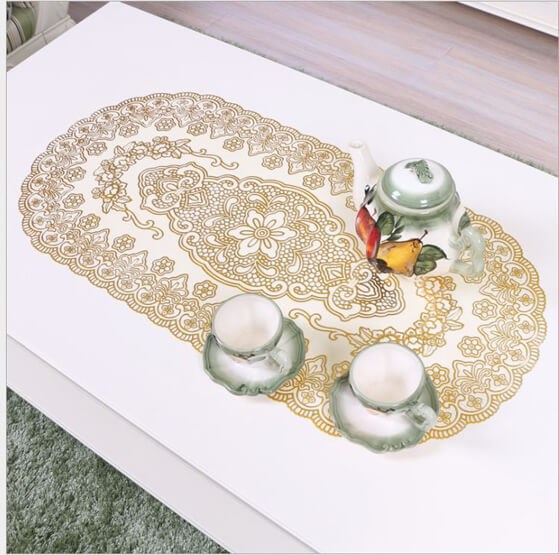 Khăn trải bàn nhũ vàng hình OVAL