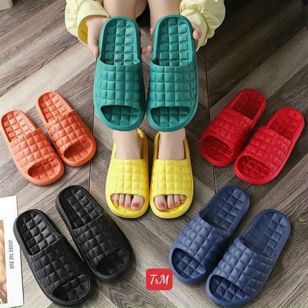 Dép xốp siêu nhẹ Proki hoạ tiết ô vuông