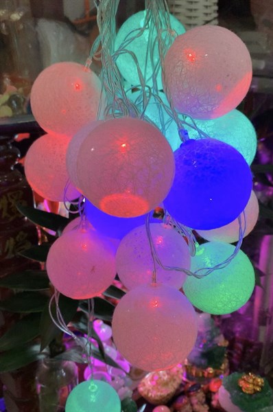 Đèn trang trí banh chỉ 7 màu 20 banh