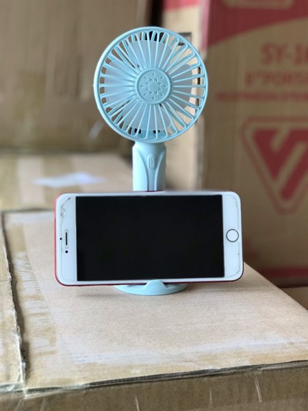 Quạt cầm tay kiêm giá đỡ F1