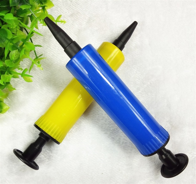 dụng cụ bơm hơi mini cầm tay