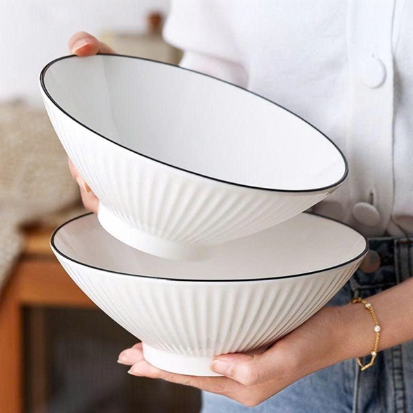 Tô loe soc viền đen