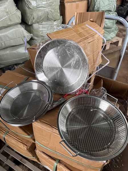 Khay inox kèm vỉ lưới size 20cm