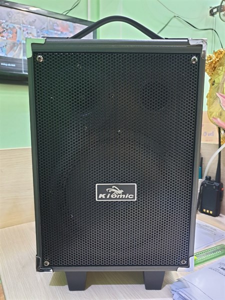 Loa kéo Kiomic Q8