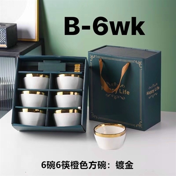 Bộ 6 chén sứ màu trắng viền vàng kèm 6 đôi đũa