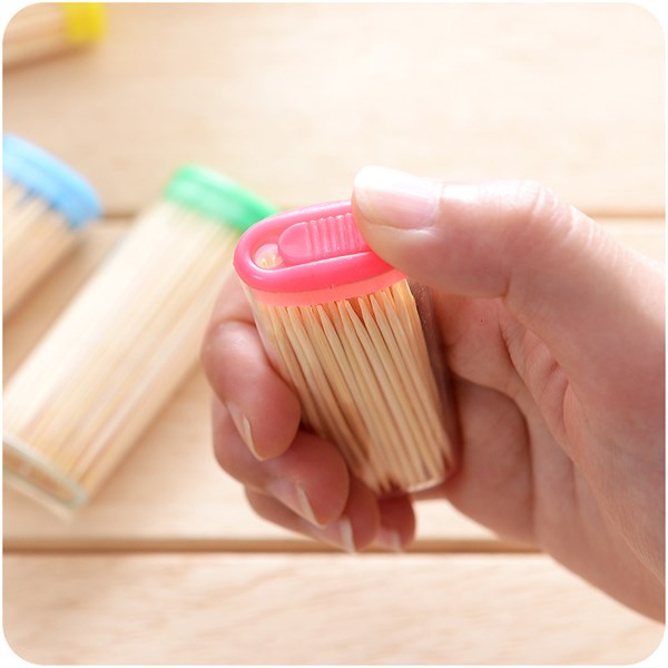 hộp đựng tăm mini bỏ túi