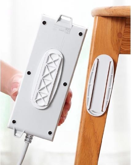 Miếng dán tường treo ổ cắm tiện dụng