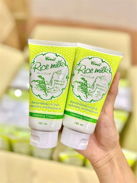 Sữa rửa mặt Civic 180ml tinh chất gạo nội địa Thái Lan