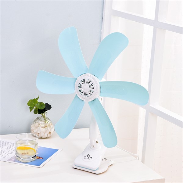 Quạt kẹp bàn 6 cánh công suất 9W