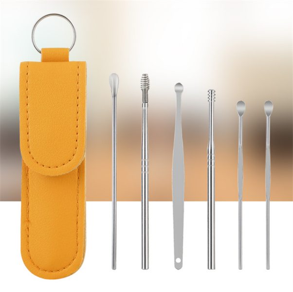 móc khoá kiêm dụng cụ ráy tai 6 món