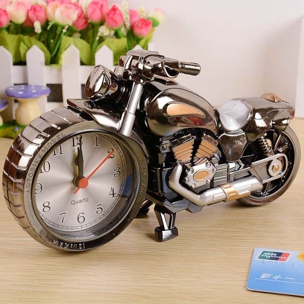 đồng hồ trang trí để bàn mẫu moto phân khối lớn