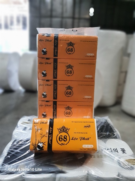 Giấy rút gấu trúc 68 bịch 500 tờ 4 lớp