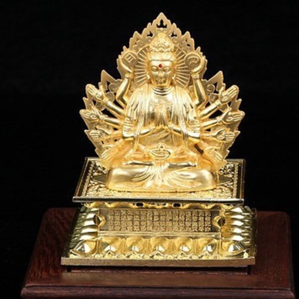 tượng quan âm bồ tát ngàn tay trang trí xe hơi