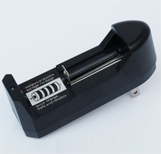 Bộ sạc pin đế cắm 14500/16340/18650/26650